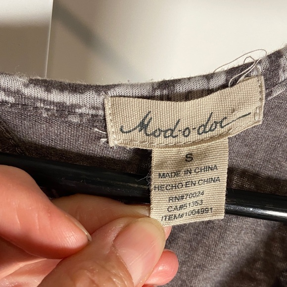 Lot of 2- Mod-O-Doc Chic High-Low Gray/Blue Patterned Dresses size S - Picture 2 of 13